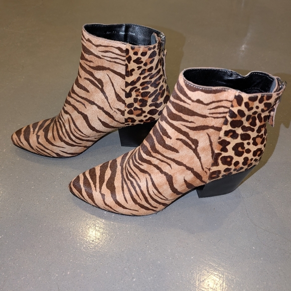 NWT Dolce Vita Leopard Zebra Bootie Boot Shoes 7.5 - Picture 4 of 6